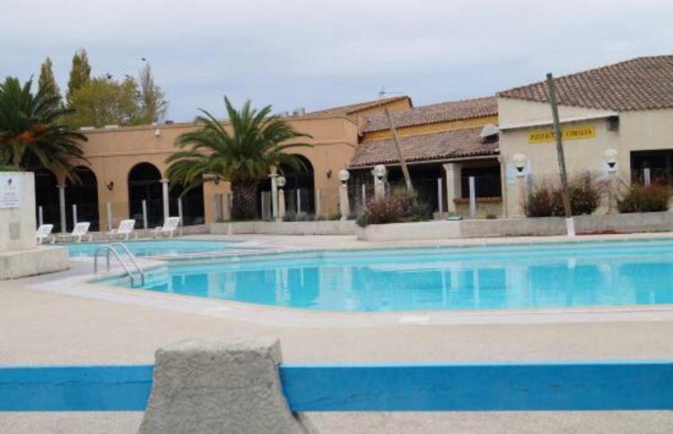 Appartement Village 9 En Residence De Vacances En Camargue Arles Exterior photo